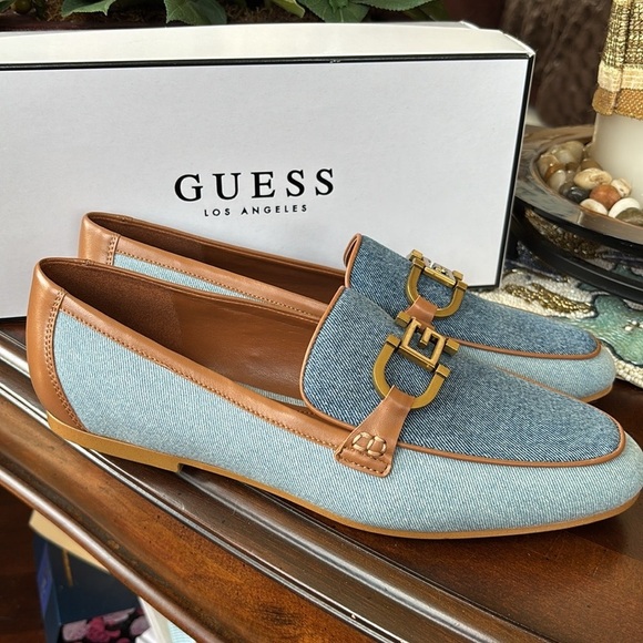 Brand New Guess Isaac Loafer Light Blue Denim Flats Neutral Tan Leather Trim - Picture 9 of 15
